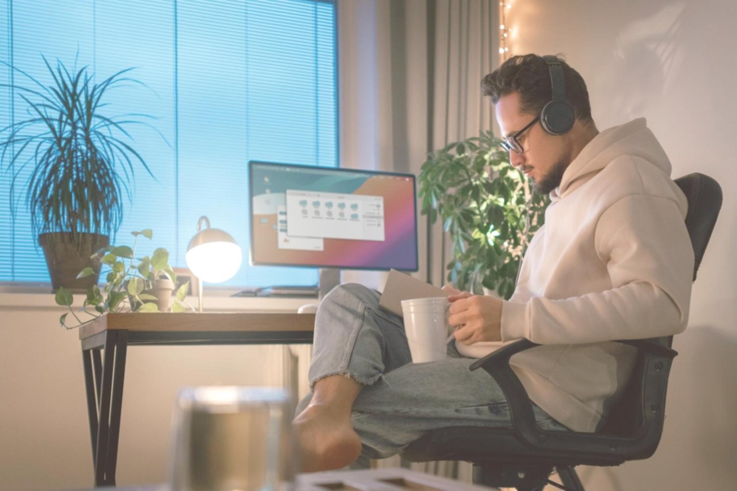 Group study session for investment fundamentals